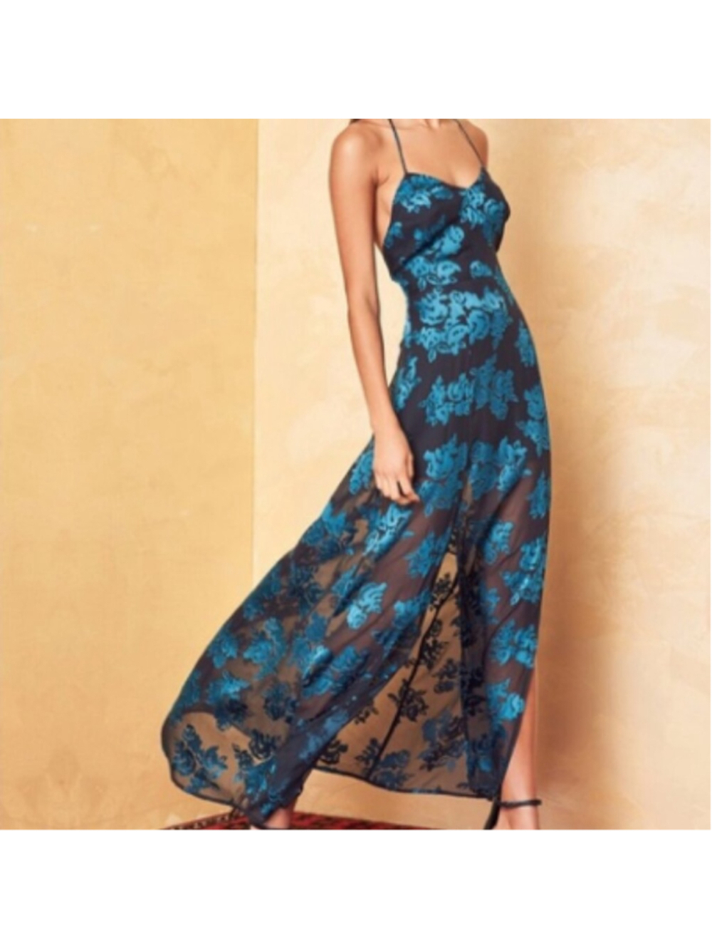 Lovers + Friends Maxi Dress Size Small